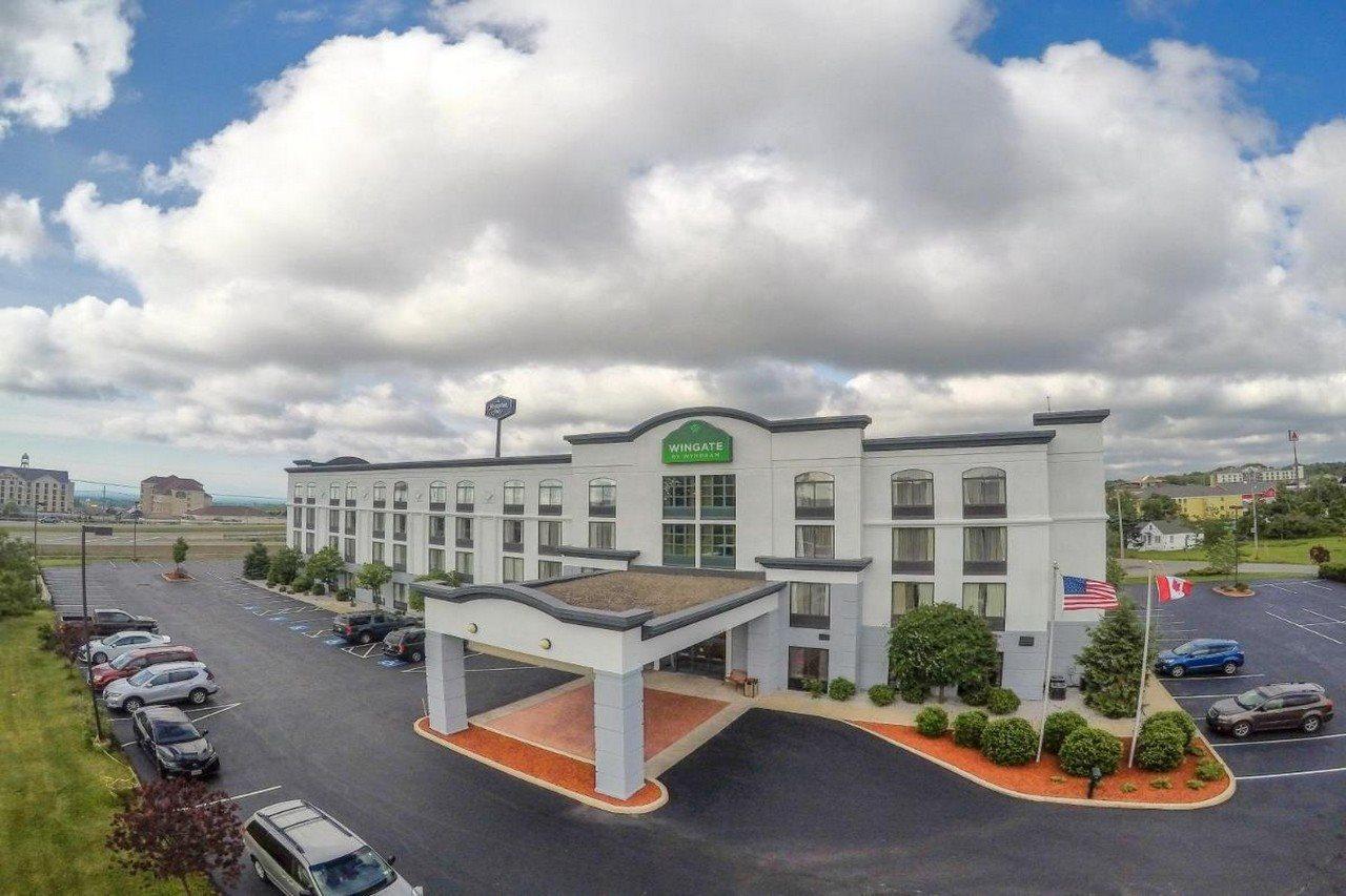 Hotel Wingate By Wyndham Erie Esterno foto